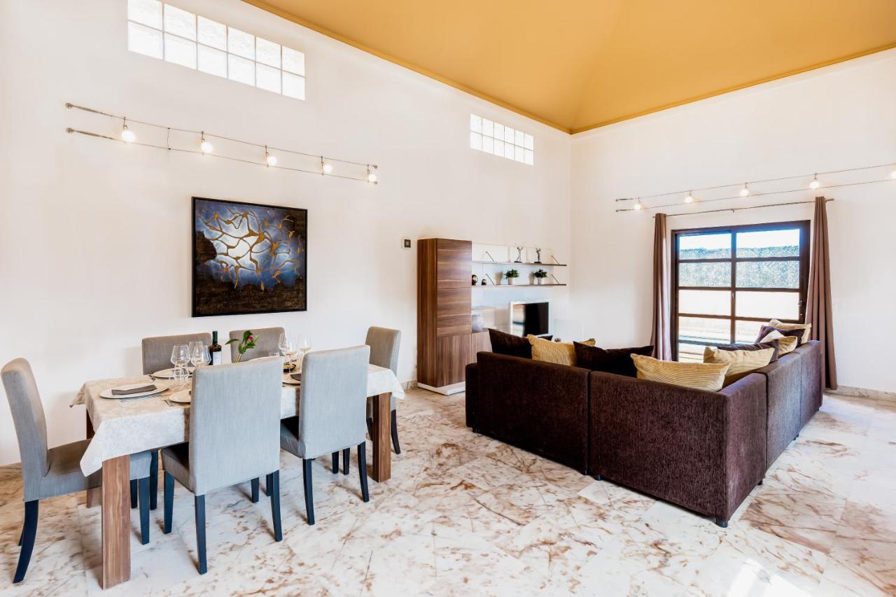 Villa Serenity Private Pool Corralejo By Holidays Home Bagian luar foto
